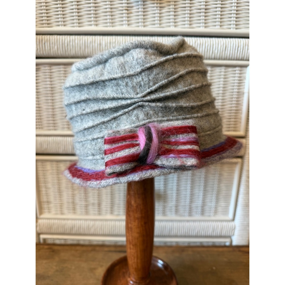 Daniele Meucci Grey Boiled Wool Cloche Hat Made in Italy Pink Striped Bow Trim